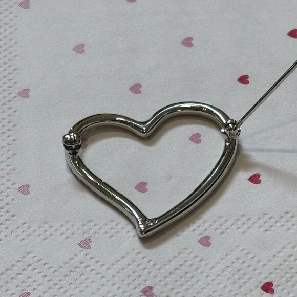 Vintage Silver Tone Clear rhinestone Heart Brooch - Picture 11 of 15